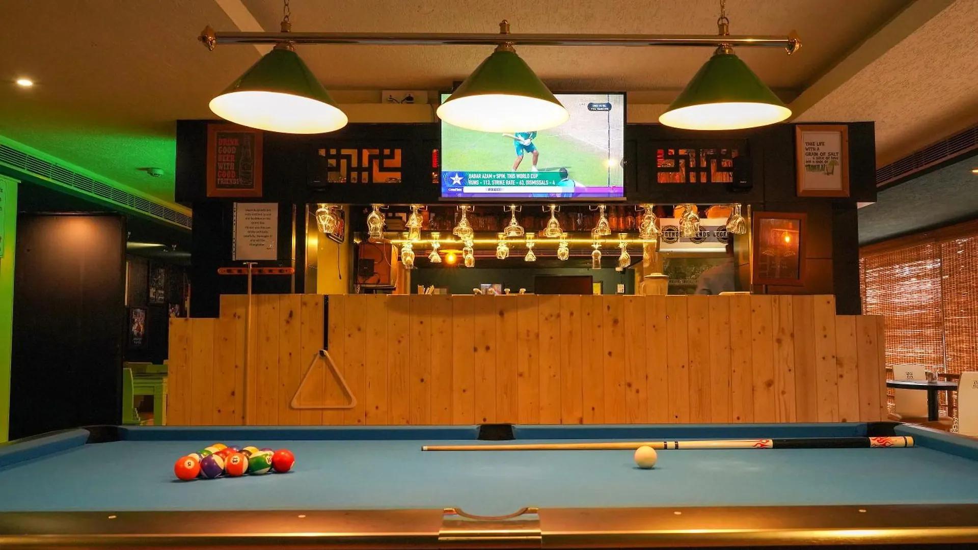 Kga Elite Continental Hotel Tiruvalla